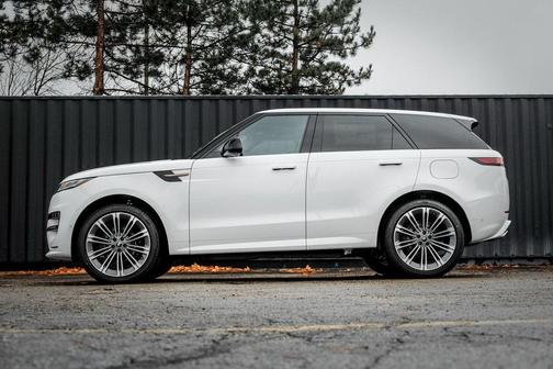 2025 Land Rover Range Rover Sport P460 Dynamic SE