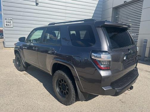 Magnetic Gray Metallic 2020 Toyota 4Runner Sport