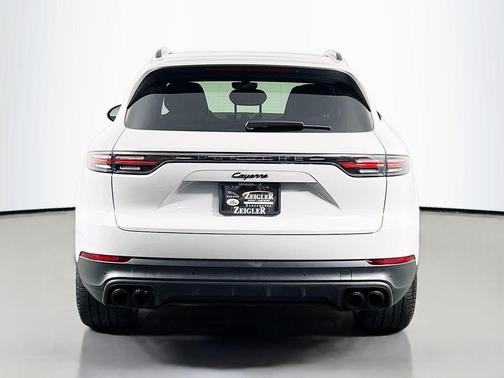 Chalk 2023 Porsche Cayenne AWD