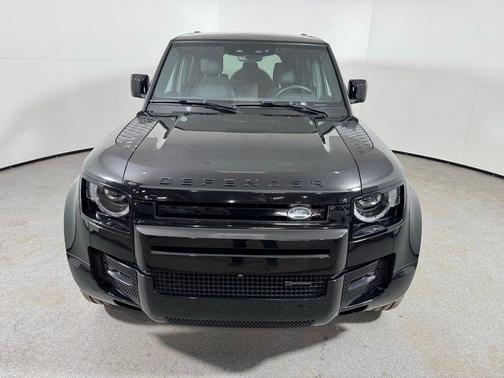 2023 Land Rover Defender 110 X-Dynamic SE