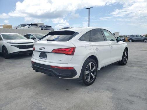 2023 Audi Q5 45 S line Premium Plus