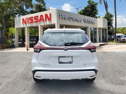 2024 Nissan Kicks SV