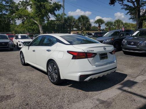 2023 Nissan Altima 2.5 SL