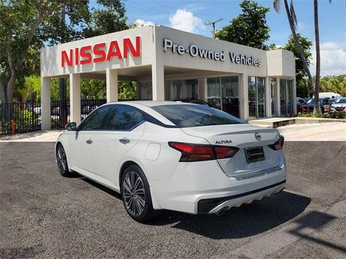 2023 Nissan Altima 2.5 SL