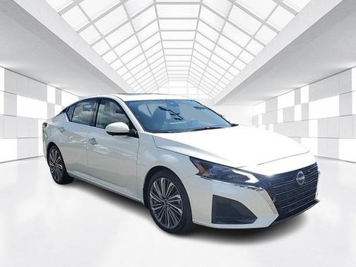 2023 Nissan Altima 2.5 SL