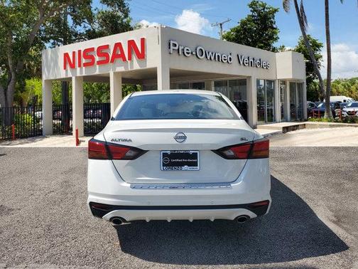 2023 Nissan Altima 2.5 SL