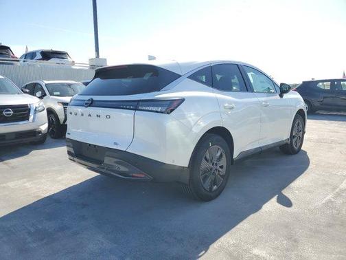 2025 Nissan Murano SL