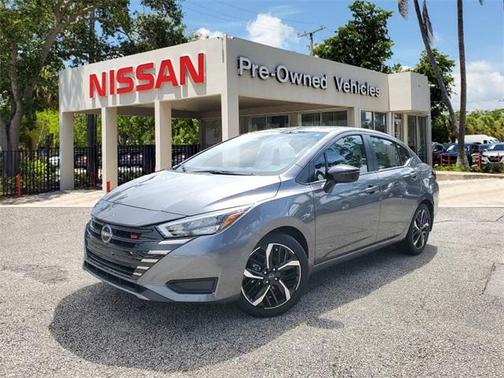 2023 Nissan Versa 1.6 SR