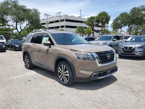 2025 Nissan Pathfinder Platinum