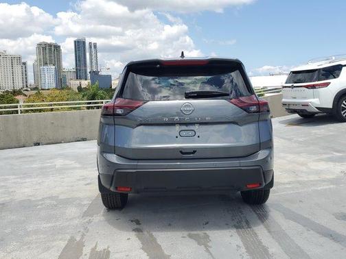 2025 Nissan Rogue S
