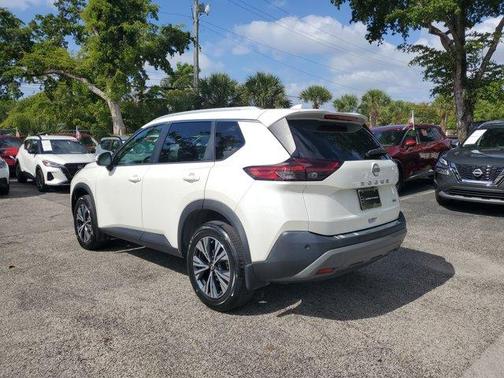 2022 Nissan Rogue SV