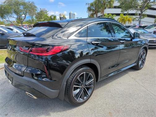 2023 INFINITI QX55 LUXE