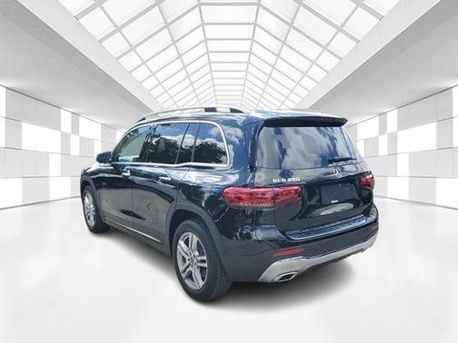 2021 Mercedes-Benz GLB 250 Base 4MATIC