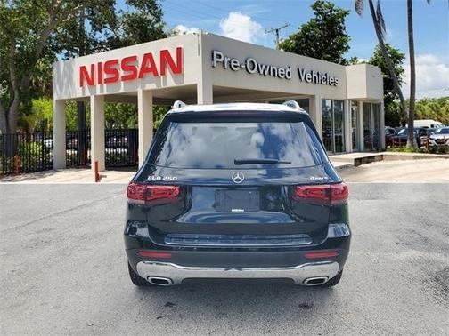 2021 Mercedes-Benz GLB 250 Base 4MATIC