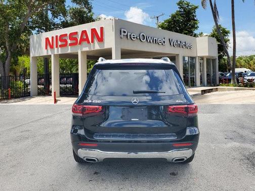 2021 Mercedes-Benz GLB 250 Base 4MATIC