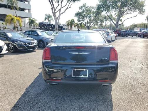 2015 Chrysler 300 S