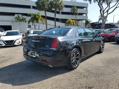 2015 Chrysler 300 S