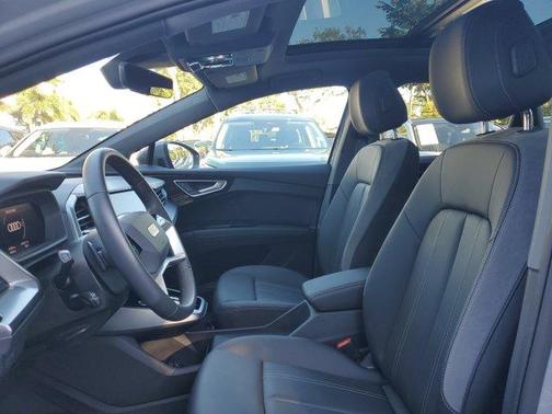 2025 Audi Q4 e-tron 55 quattro Premium