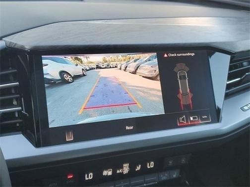 2025 Audi Q4 e-tron 55 quattro Premium