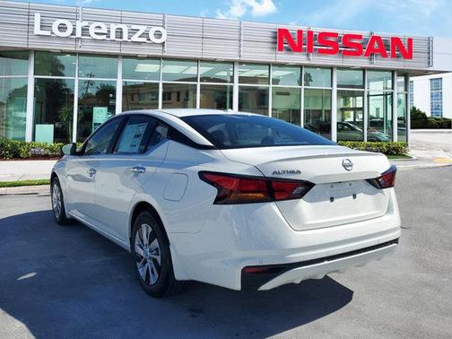 2025 Nissan Altima S