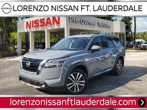 2022 Nissan Pathfinder Platinum