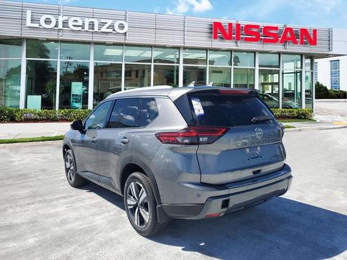 2025 Nissan Rogue SL