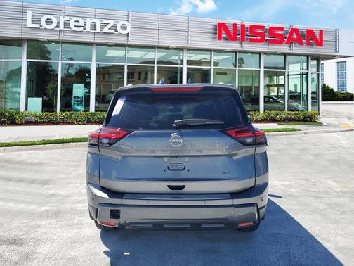 2025 Nissan Rogue SL