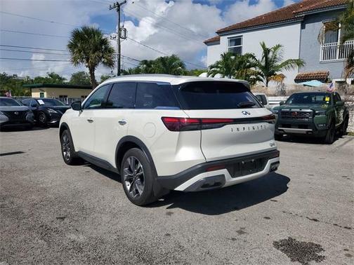 2022 INFINITI QX60 Luxe