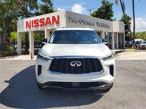 2022 INFINITI QX60 Luxe