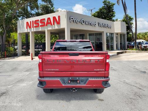 2020 Chevrolet Silverado 1500 Custom