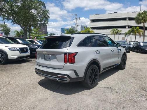 2023 Kia Sorento SX