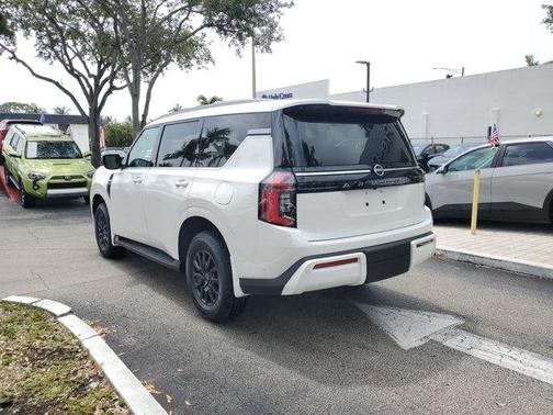 2025 Nissan Armada SV