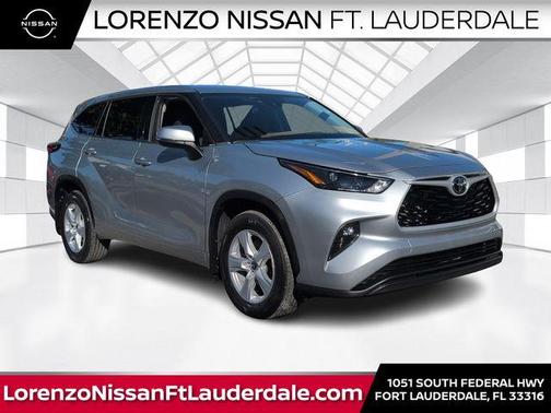 2022 Toyota Highlander LE