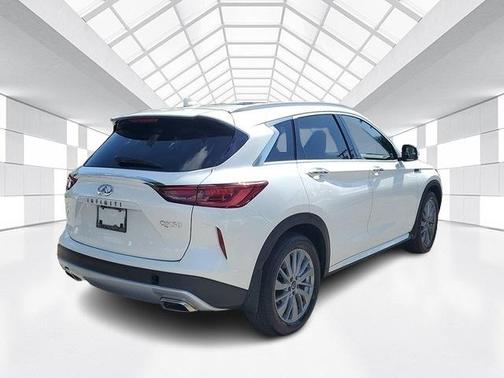 2024 INFINITI QX50 Luxe