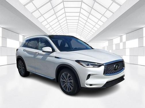 2024 INFINITI QX50 Luxe