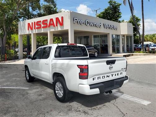 2023 Nissan Frontier SV