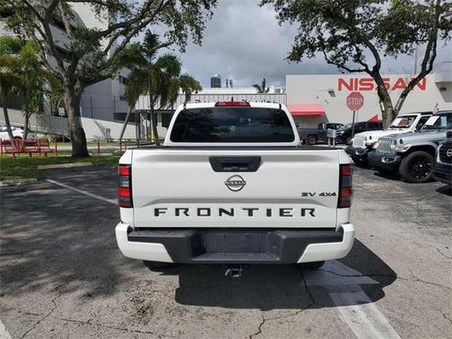 2023 Nissan Frontier SV