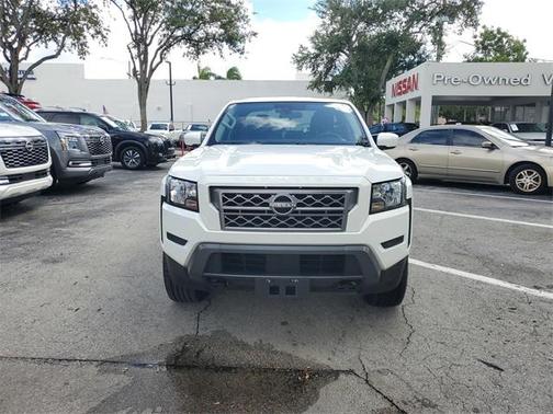 2023 Nissan Frontier SV