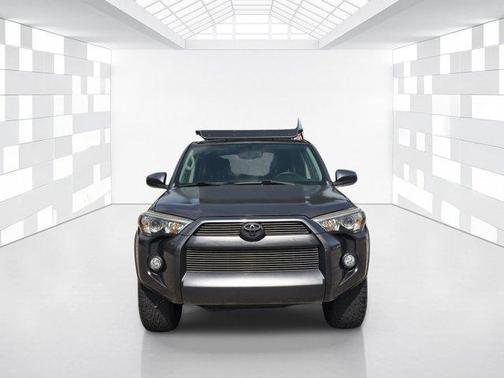 Magnetic Gray Metallic 2016 Toyota 4Runner SR5