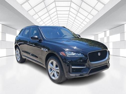 2019 Jaguar F-PACE 30t R-Sport
