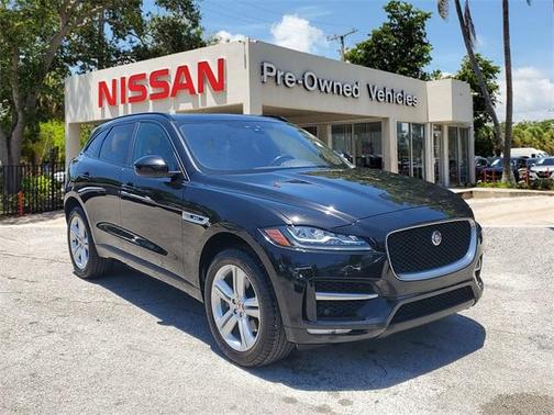2019 Jaguar F-PACE 30t R-Sport
