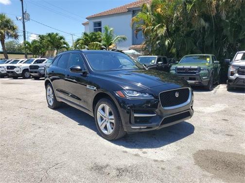 2019 Jaguar F-PACE 30t R-Sport