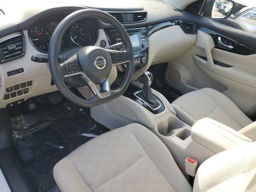 2018 Nissan Rogue Sport SV