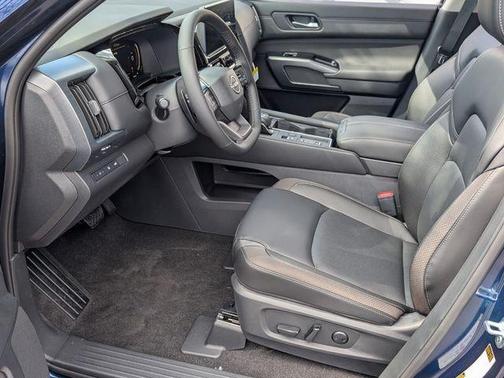 Deep Ocean Blue 2026 Nissan Pathfinder SL