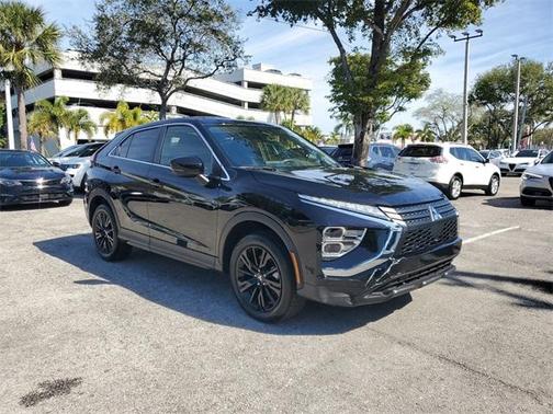 2024 Mitsubishi Eclipse Cross LE