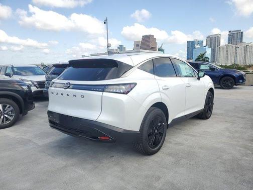 2025 Nissan Murano SV