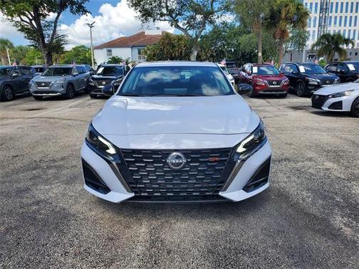 2024 Nissan Altima 2.0 SR