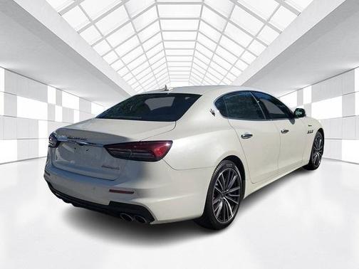 2022 Maserati Quattroporte Modena