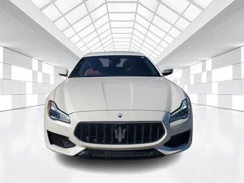 2022 Maserati Quattroporte Modena