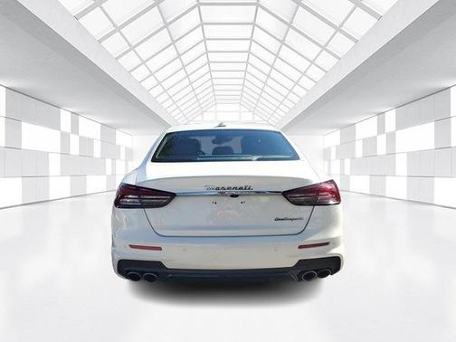 2022 Maserati Quattroporte Modena